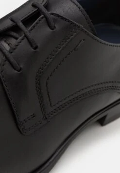 Pier One LEATHER - Schnürer - Black -Bekleidungs Verkauf 05811a4bfe5243e3bee15ff78978f3c0