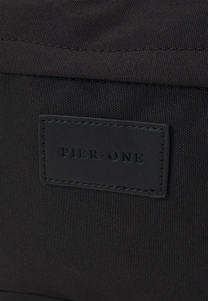 Pier One UNISEX - Tagesrucksack - Black 7 Pier One UNISEX - Tagesrucksack - Black – Bild 5
