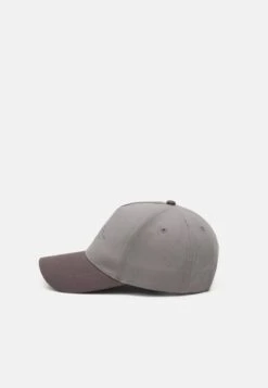 Pier One UNISEX - Cap - Grey/dark Grey -Bekleidungs Verkauf 0d1514bf2f2b41f7b07e0906b1d9b71f