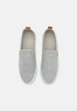 Pier One UNISEX - Slipper - Grey -Bekleidungs Verkauf 0e9bfb17e78046e196be62cb137c42bf