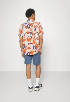 Pier One LINEN BLEND DRAWCORD SHORTS - Shorts - Blue 10 Pier One LINEN BLEND DRAWCORD SHORTS - Shorts - Blue -Bekleidungs Verkauf 0fefc1229bd140f59c628594c0f5cb16