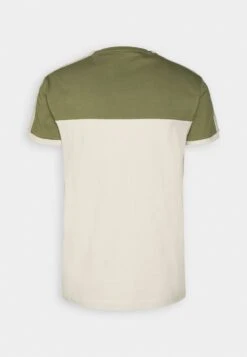 Pier One T-Shirt Print - Khaki/off-white 13 Pier One T-Shirt Print - Khaki/off-white -Bekleidungs Verkauf 10559b0cbe7740d59f0b28170b3f5eed
