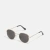Pier One UNISEX - Sonnenbrille - Black/gold -Bekleidungs Verkauf 13cc38697cd549d39455f3b406e848a7