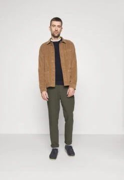 Pier One Strickpullover - Dark Blue 9 Pier One Strickpullover - Dark Blue -Bekleidungs Verkauf 15ea415d394d4823a6baf38d6899ae53