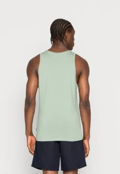 Pier One 3 PACK - Top - Dark Grey / Green / Bordeaux -Bekleidungs Verkauf 195789e0fb024491be4960ee9a596b72