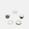 Pier One 5 PACK - Ring - Silver-coloured 2 Pier One 5 PACK - Ring - Silver-coloured -Bekleidungs Verkauf 1dfd919f453a444ebcedd80b734d413a