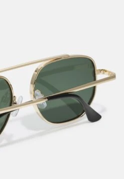 Pier One Sonnenbrille - Green 10 Pier One Sonnenbrille - Green -Bekleidungs Verkauf 22553ee9e2144325aaebbe36d18f33b6