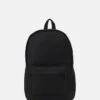 Pier One UNISEX - Tagesrucksack - Black 1 Pier One UNISEX - Tagesrucksack - Black -Bekleidungs Verkauf 272076d92a1846c0bc4ab3482fb33085