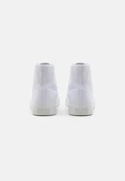 Pier One UNISEX - Sneaker High - White 10 Pier One UNISEX - Sneaker High - White -Bekleidungs Verkauf 2d176348cbbb4c639d496ec4ebd6e79c