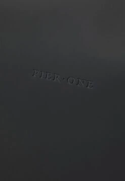 Pier One UNISEX - Weekender - Black -Bekleidungs Verkauf 39fdb5f7c20b4ea7b31fc65b27656f6d