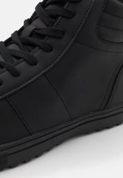 Pier One Sneaker High - Black 13 Pier One Sneaker High - Black -Bekleidungs Verkauf 4b78c9f9b870432a8e692c1b853c99c2