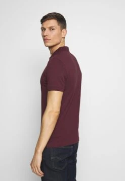 Pier One 2 PACK - Poloshirt - Dark Blue/bordeaux 11 Pier One 2 PACK - Poloshirt - Dark Blue/bordeaux -Bekleidungs Verkauf 4d23813b5dd84cea8eb833503b2f73cd