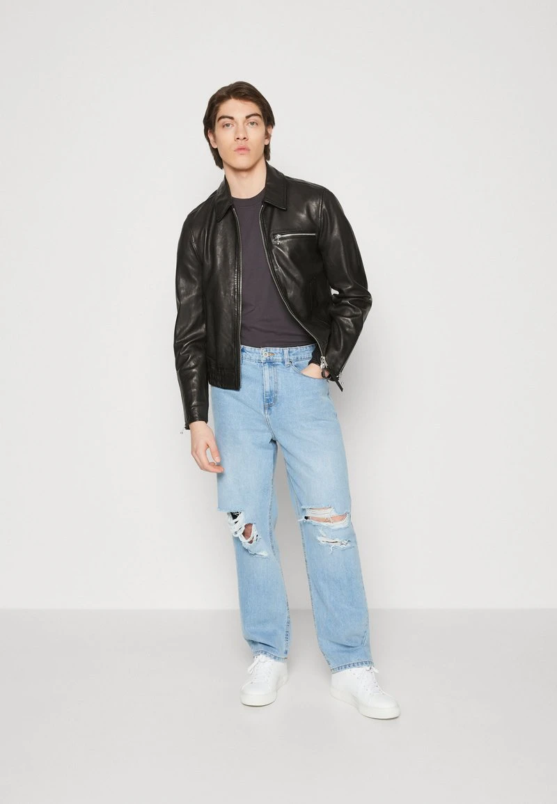 Pier One DISTRESS ON KNEES - Jeans Relaxed Fit - Light Blue Denim 4 Pier One DISTRESS ON KNEES - Jeans Relaxed Fit - Light Blue Denim – Bild 2