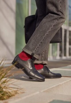 Pier One LEATHER - Business-Schnürer - Black 10 Pier One LEATHER - Business-Schnürer - Black -Bekleidungs Verkauf 5c73cd0c3a9e405887ee3816b68d4047