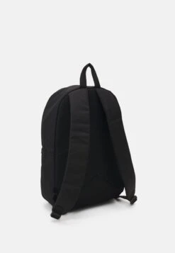 Pier One UNISEX - Tagesrucksack - Black 9 Pier One UNISEX - Tagesrucksack - Black -Bekleidungs Verkauf 61060cd5639a4d128c43998891170600