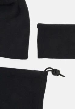 Pier One FLEECE UNISEX SET - Mütze - Black -Bekleidungs Verkauf 61e91d97a5ca421f93169d4ff34a76b8