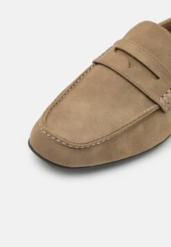 Pier One UNISEX - Mokassin - Beige -Bekleidungs Verkauf 63ecea7199cf49cbbdcbef186378d3a2