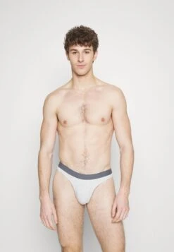 Pier One 3 PACK - Slip - Red/grey/black -Bekleidungs Verkauf 6b0dcc1bbbb54d92b9e0af57341537cc