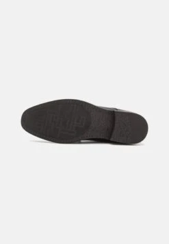Pier One UNISEX - Schnürer - Black -Bekleidungs Verkauf 6d3d8bb9bf264675a4984da11f2aff27