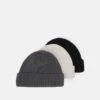 Pier One UNISEX 3 PACK - Mütze - Black/dark Grey/off-white/ 2 Pier One UNISEX 3 PACK - Mütze - Black/dark Grey/off-white/ -Bekleidungs Verkauf 6ff45e637c064289bc89bdd981008db1