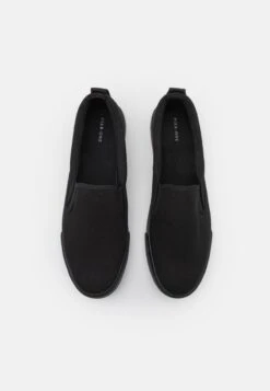 Pier One UNISEX - Slipper - Black -Bekleidungs Verkauf 72334ce459e0415bb545edc4e55cefbe