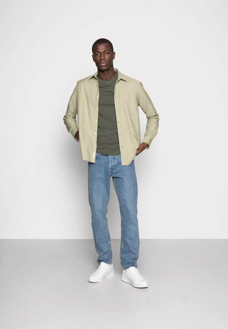 Pier One 3 PACK - T-Shirt Basic - Black/grey/green 3 Pier One 3 PACK - T-Shirt Basic - Black/grey/green