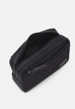 Pier One UNISEX - Kosmetiktasche - Black 10 Pier One UNISEX - Kosmetiktasche - Black -Bekleidungs Verkauf 7fb07c62908b42f4a694868025325814