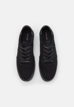Pier One UNISEX - Sneaker Low - Black 11 Pier One UNISEX - Sneaker Low - Black -Bekleidungs Verkauf 8411ae645ddd4303a640de4c44cb9dad
