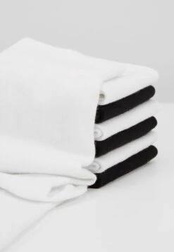 Pier One 7 PACK - Socken - White/black 10 Pier One 7 PACK - Socken - White/black -Bekleidungs Verkauf 887153a669e24dd0b3ff5748cd21b4f1