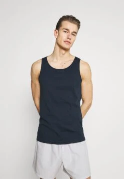 Pier One 3 PACK - Unterhemd/-shirt - Dark Blue/bordeaux/off-white -Bekleidungs Verkauf 8d191badfd5740d09b9c0a104aabe78c