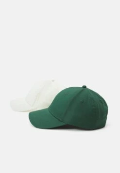Pier One UNISEX 2 PACK - Cap - Green/off White 10 Pier One UNISEX 2 PACK - Cap - Green/off White -Bekleidungs Verkauf 99ca31b413ff4c18aa6122d7b5200082