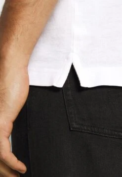 Pier One 2 PACK - Poloshirt - White/black 13 Pier One 2 PACK - Poloshirt - White/black -Bekleidungs Verkauf b4c1c454fc3f4bc8a30e47a738a048f0