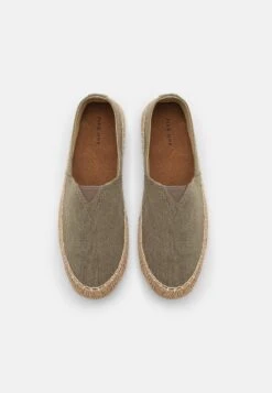 Pier One Espadrille - Brown -Bekleidungs Verkauf b8b6a1b5c8f4462e91558b6bd6046520