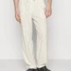 Pier One DRAWCORD TROUSERS - Stoffhose - Off-white -Bekleidungs Verkauf b95eb718ba79473385a4a0d44aaaf9c3