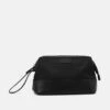 Pier One Kosmetiktasche - 802 - Black -Bekleidungs Verkauf cd260d4e40ee4dc38ee533db4dc63900