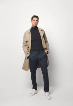 Bekleidungs Verkauf -Bekleidungs Verkauf da3c27a6bcc349c6bf4b2bb1de5d9041