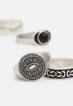 Pier One 5 PACK - Ring - Silver-coloured 10 Pier One 5 PACK - Ring - Silver-coloured -Bekleidungs Verkauf db6a637888e34ec5a4d8dceca3b8fe16