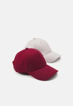 Pier One UNISEX 2 PACK - Cap - Light Grey/berry -Bekleidungs Verkauf dc135ddce2ca4d6ea4c07bf8c622a918 1