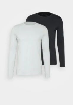 Pier One 2 PACK - Langarmshirt - Light Blue/dark Blue 13 Pier One 2 PACK - Langarmshirt - Light Blue/dark Blue -Bekleidungs Verkauf dc80738cde5f4337a9bcdc73cf9d8dc9