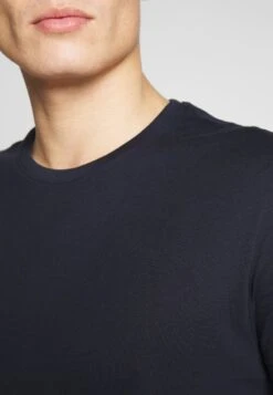 Pier One 2 PACK - T-Shirt Basic - White/dark Blue -Bekleidungs Verkauf de6827f8d2cf4a2c856d09a9d7f8109d