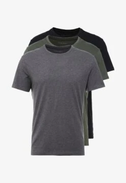 Pier One 3 PACK - T-Shirt Basic - Black/grey/green 13 Pier One 3 PACK - T-Shirt Basic - Black/grey/green -Bekleidungs Verkauf df840033a7f04afda15f16c48ba7762b