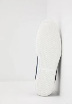 Pier One UNISEX - Sneaker Low - Dark Blue -Bekleidungs Verkauf e752f9ad01314be7869db9ae10f02a5b