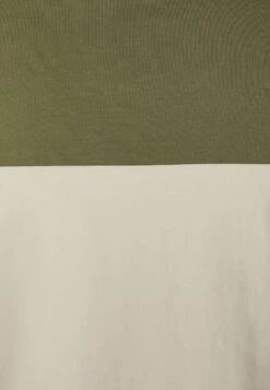 Pier One T-Shirt Print - Khaki/off-white 12 Pier One T-Shirt Print - Khaki/off-white -Bekleidungs Verkauf e83e9956ee1a4aabbba823f7c40143d9