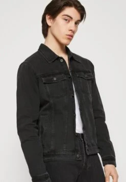 Pier One Jeansjacke - Black 11 Pier One Jeansjacke - Black -Bekleidungs Verkauf eb5974e9afc141618e8c45712301d9b0